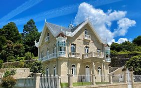 Villa Boutique 1880, Escapada Romántica con Spa Privado Exterior, Privacidad y Servicio Personalizado